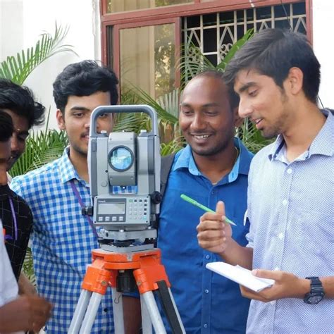 Engineering College 的图像结果