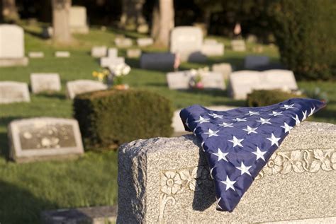 Understanding the Different Types of Funeral Ceremonies (And How to ...