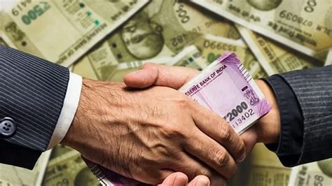 India Moves Up in Corruption Index but Remains Below Global Average
