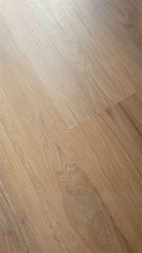 How to fix? Vinyl corner lifting : r/Flooring