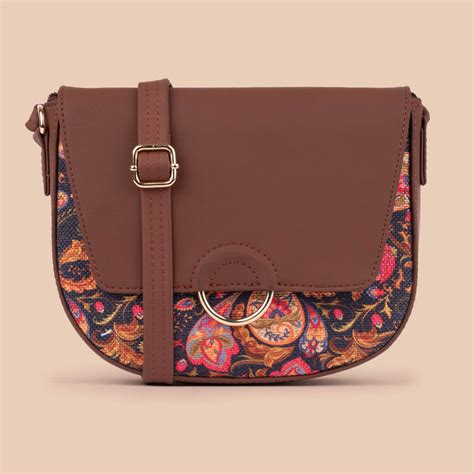 Paisley Print Classic Sling Bag – Zouk
