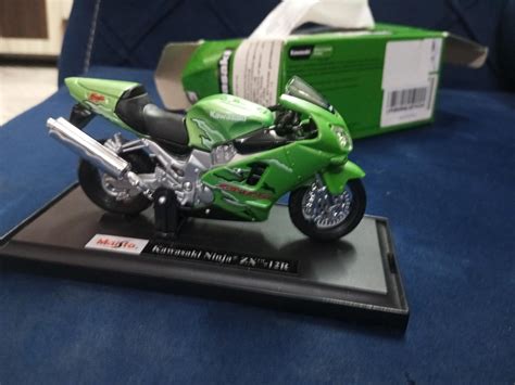 Maisto Kawasaki Ninja ZX-14R 1/18 : Amazon.in: Toys & Games