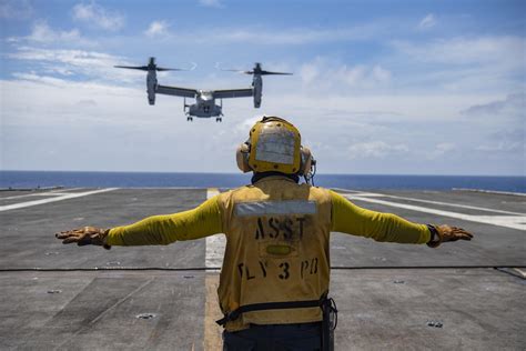 Navy Exercise 的图像结果