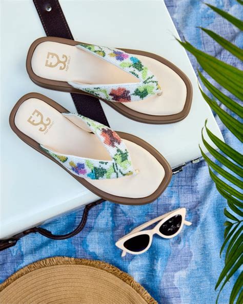 Buy Handcrafted Vanilla Buttercream : Bomba Slip Ons Online - Fizzy Goblet