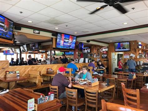 ROOSTERS WINGS, Circleville - Menu, Prices & Restaurant Reviews ...