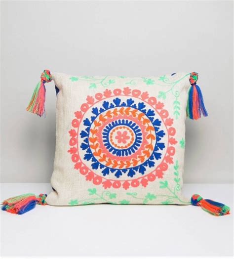 cushion cover with tassel | A'S closet