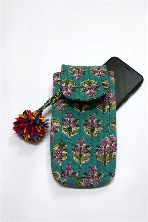 Block Buti Blue-Eye Glass Cover