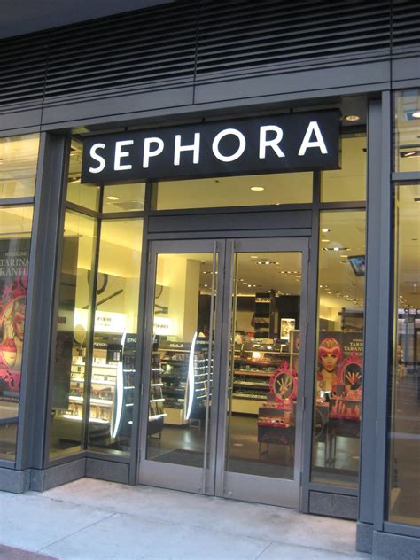 SEPHORA, 108 N STATE ST, STE 134, CHICAGO, IL 60602, US - MapQuest