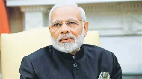Modi stops speech after spotting man feeling unwell, asks medical team ...