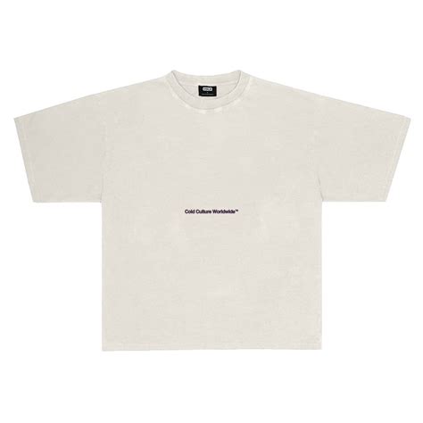 THREE HANDS TEE - XXL | Graphic shirt design, Shirt design inspiration, Tees