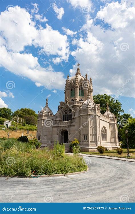 Beautiful Old Chapel at Green-Wood Cemetery in Brooklyn of New York ...