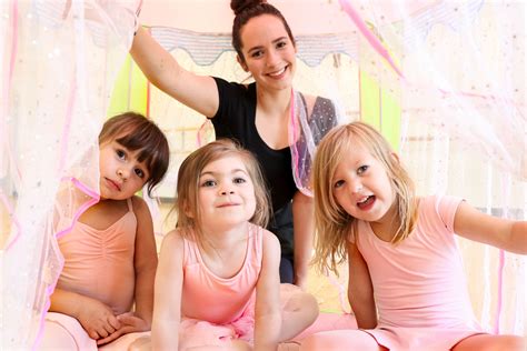 Princess Ballet Lessons 的图像结果