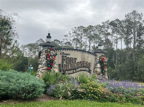 4 Dog-Friendly Disney World Hotels for a Pawsitively Perfect Vacation ...