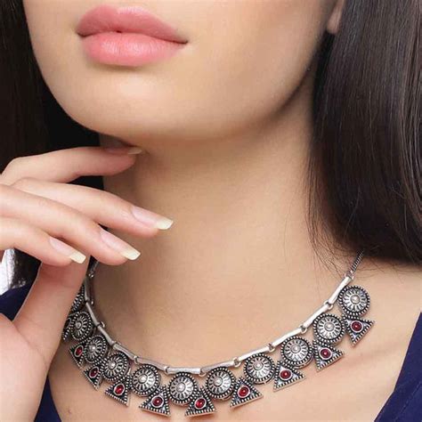 Abhira Brass Statement Necklace – VOYLLA