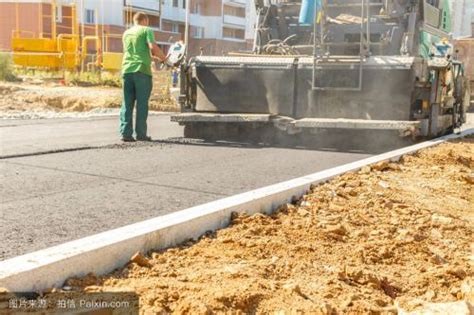 沥青混凝土面层施工工艺是什么