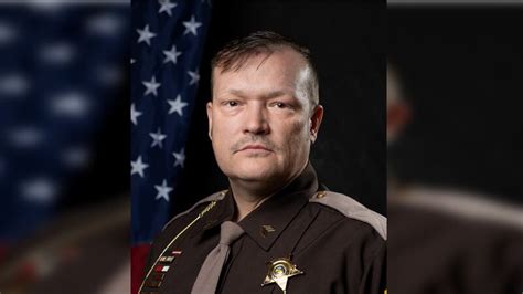 LaPorte County deputy retires after over two decades of service