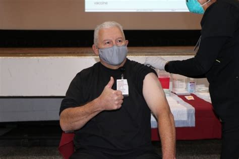 WBAMC began COVID-19 vaccinations | Article | The United States Army