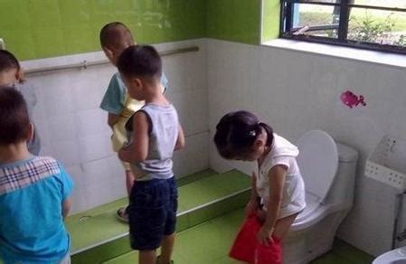 为什么幼儿园厕所不分男女？看了你就知道了