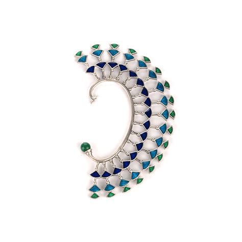 Shaya by CaratLane Oxidised Owning My Extreme Drama Single Ear Cuff in ...