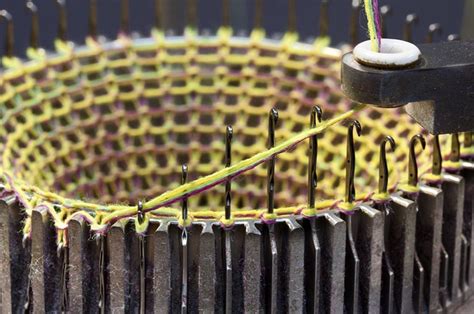 Knit Machine 的图像结果