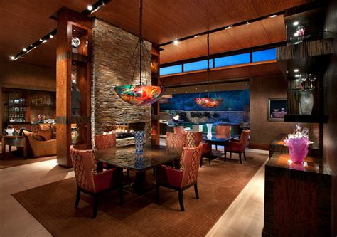 How to Select a Dining Room Chandelier