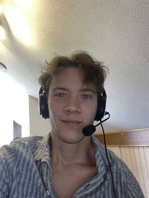 Beard or no beard? : r/beards