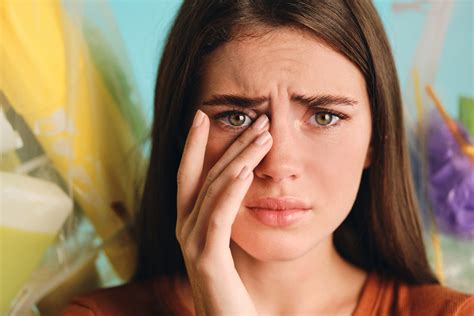 Demystifying Twitchy Eyelids: An In-depth Look at Causes, Symptoms, and ...