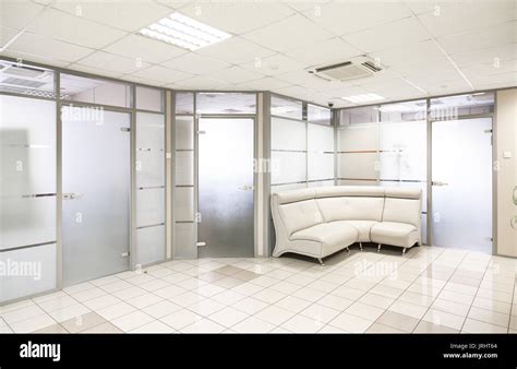 Le Lobby Du Centre Commercial 的图像结果