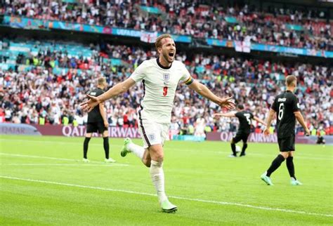 快乐足球势不可挡，英格兰2-0淘汰德国进军八强|界面新闻 · 体育