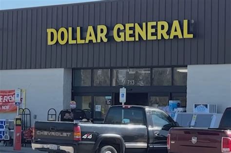Dollar General forced to briefly close after its entire staff quit