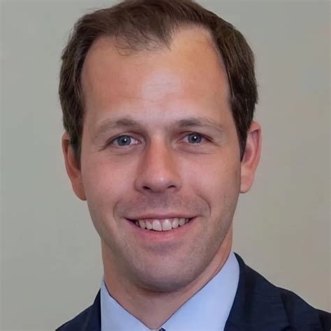 Dr. Martin O'malley, MD, Orthopedic Surgery | New York, NY | WebMD