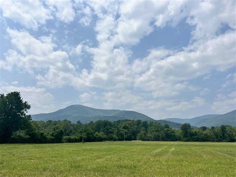 Love Ridge Mountain Lodging: Beautiful, Comfortable, Affordable ...