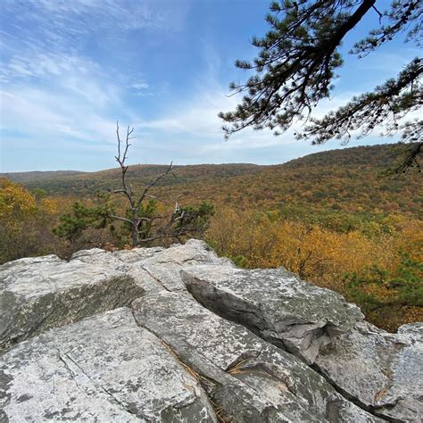 White Rocks Trail | Boiling Springs, PA 17007