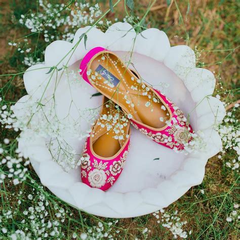 10 Gorgeous Ways to Add Rani Pink Colour in Your Wedding