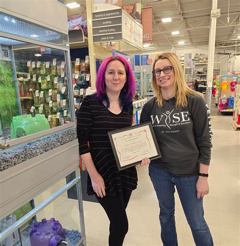 Wreath Award Winners | CCH Christmas Mother