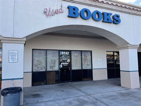 12 Best Bookshops in Las Vegas for Book Lovers in Sin City