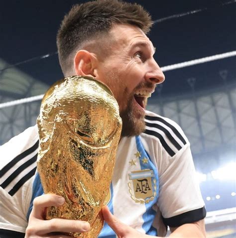 What is the Daisy Messi trophy trend on TikTok? - TechBriefly
