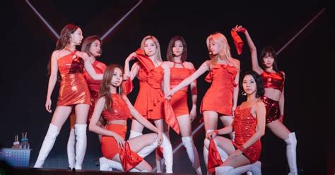 韩国女团少女时代在印尼举行单独演唱会 与粉丝共勉-新闻资讯-高贝娱乐
