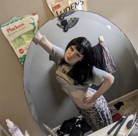 Mia Rae / Thiccmom / uwumommysus { insta post 02/19/23 } : r/thicccmom