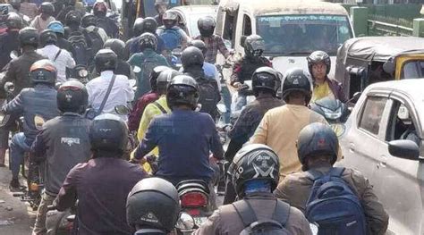 Concerns rise over traffic safety in Guwahati amid license issuance issues