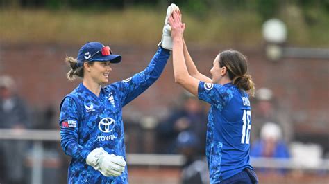 Kate Cross Photos | Image Gallery and Match Pictures