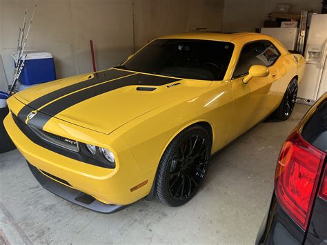 Hellcat blower on 6.1? | Dodge Challenger Forum