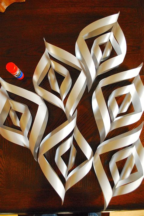 Giant Paper Snowflake Tutorial 的图像结果