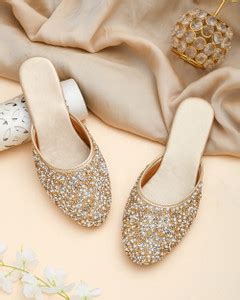 Flats - Buy Flats Online at Best Prices In India | Flipkart.com