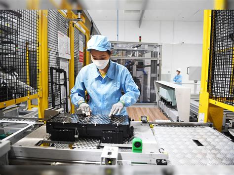 Morning buzz: Vinfast to set up battery manufacturing plant in India ...