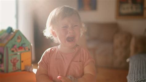 Kid Screaming MP3 Download 的图像结果