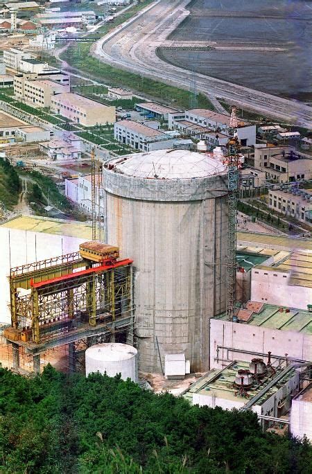 1991年：秦山核电站并网发电_新闻_腾讯网