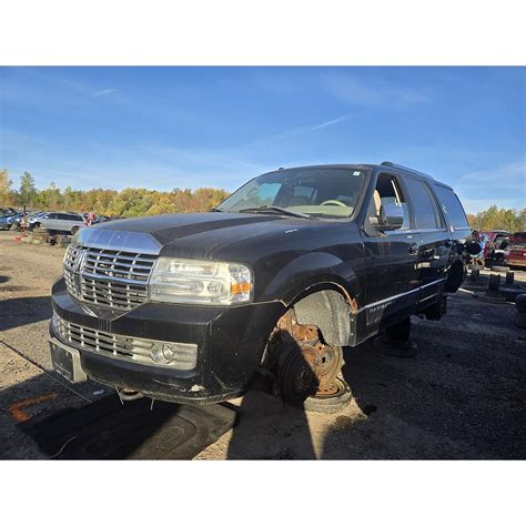 LINCOLN NAVIGATOR 2007 | Cornwall | Kenny U-Pull