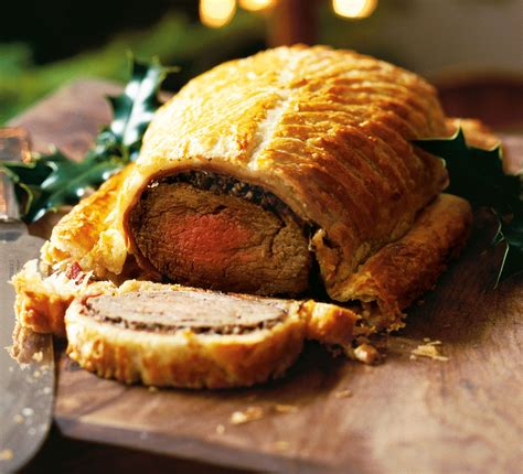 Original Beef Wellington _ Easy beef Wellington recipe - GQNFRO