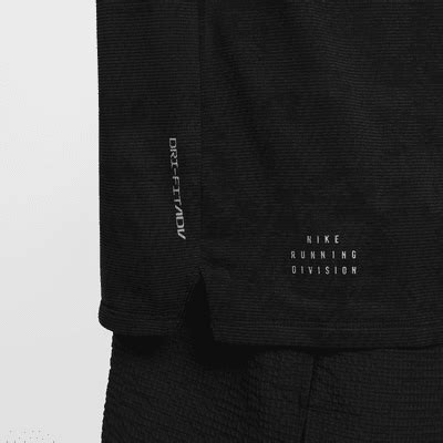 Nike Running Division Men's Dri-FIT ADV Short-Sleeve Running Top. Nike IN